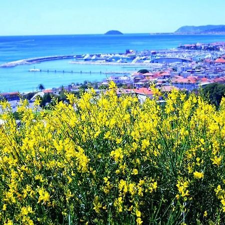 Hotel Paco Pietra Ligure Eksteriør bilde