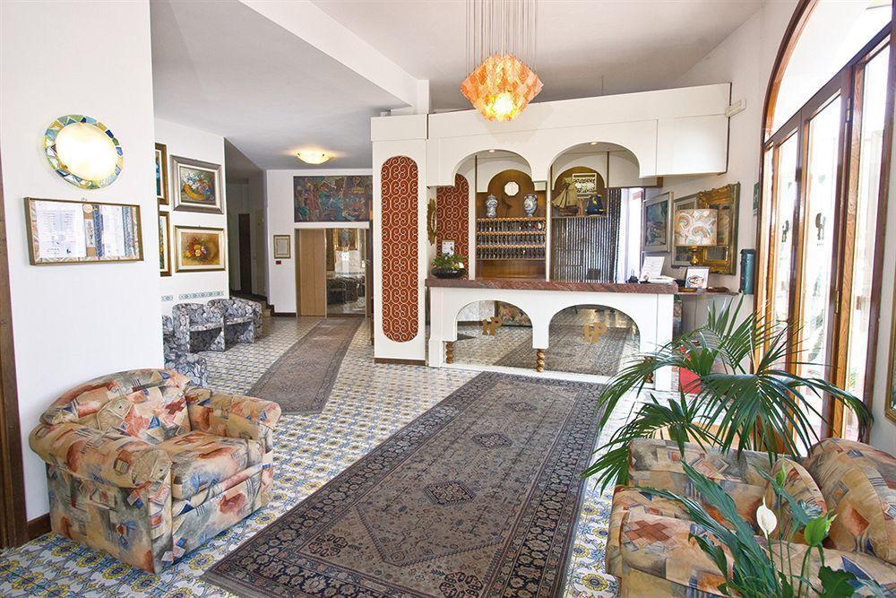Hotel Paco Pietra Ligure Eksteriør bilde